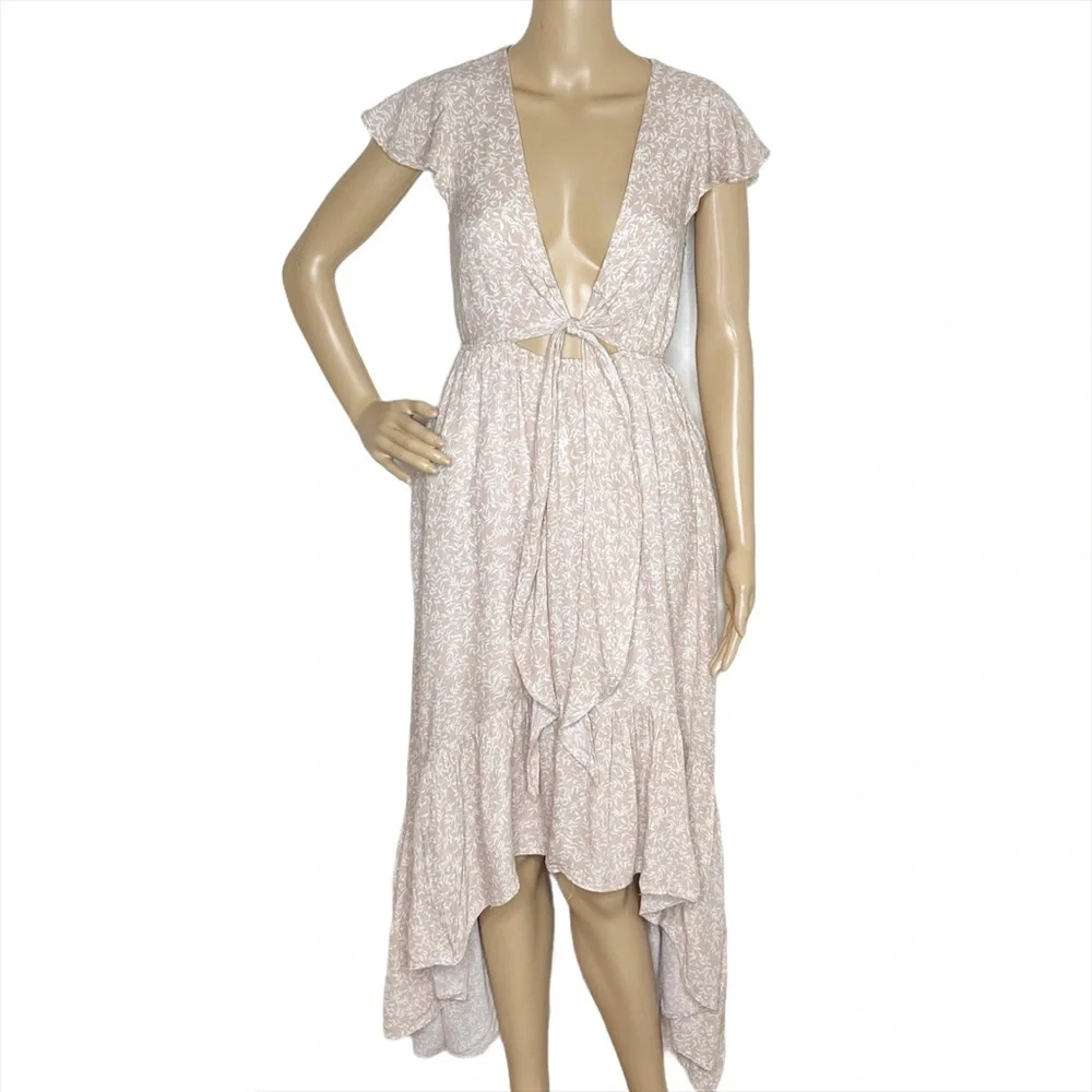 Vici High-Low Floral Tie-Front Dress in Light Blush